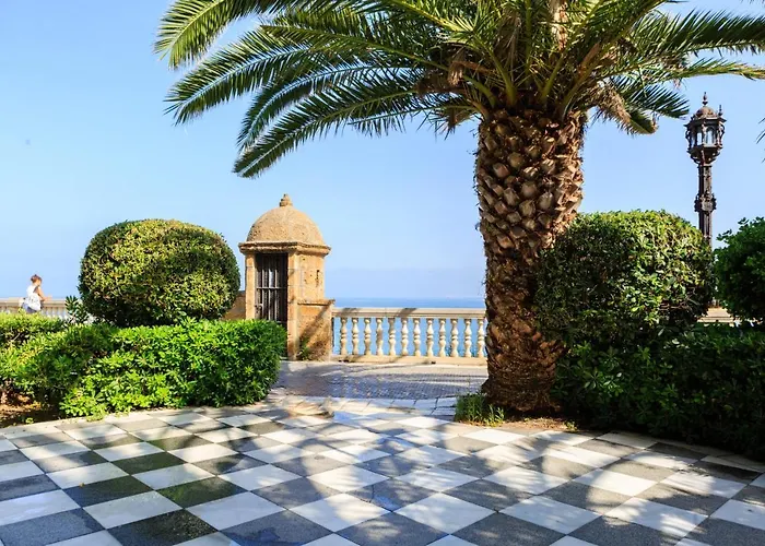 El Consejero De Indias Free Parking By Cadiz4rentals